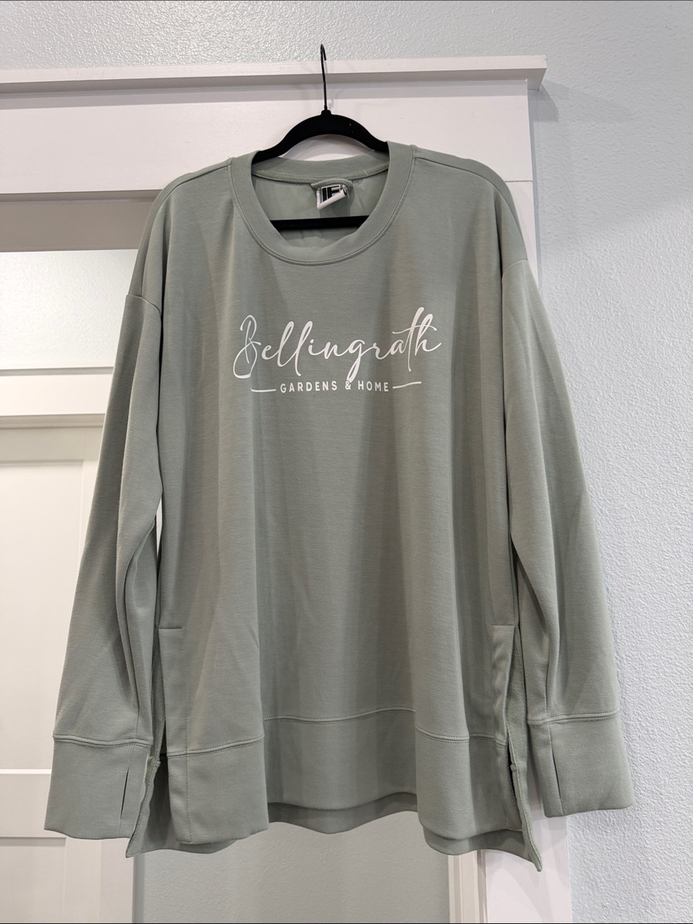Sage Crewneck Pullover Sweatshirt